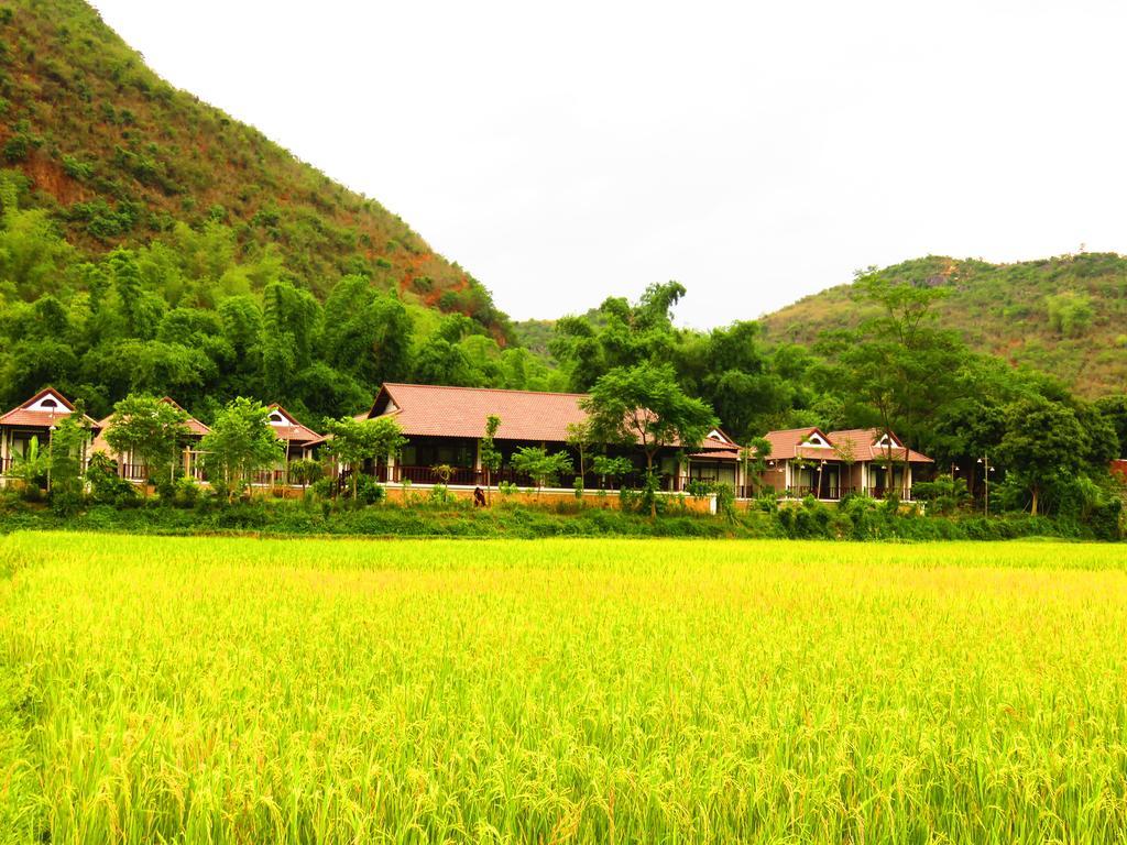 Sol Bungalows Hotel Mai Chau Exterior photo